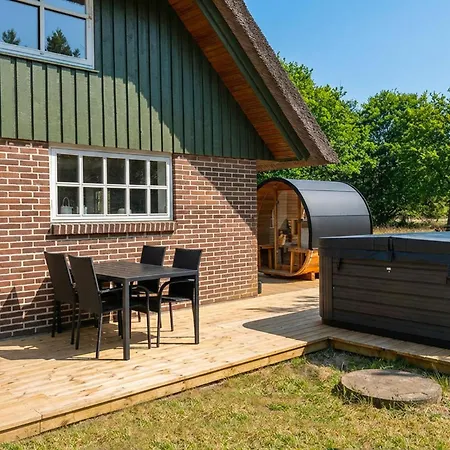 Semesterbostad Gorgeous In With Sauna *