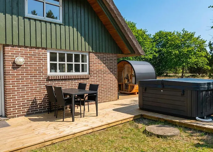 Semesterbostad Gorgeous In With Sauna *