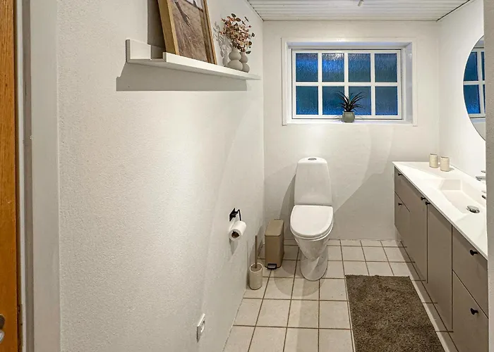 Semesterbostad Gorgeous In With Sauna *